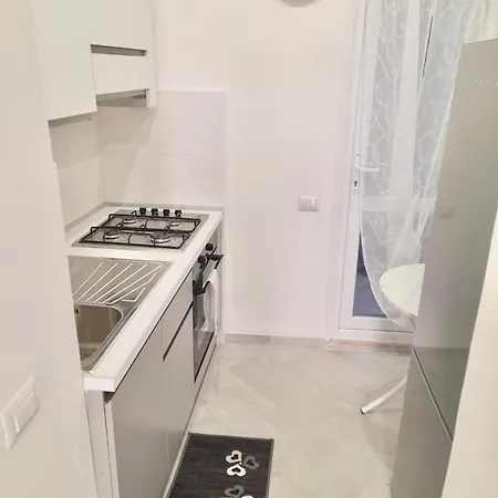 Colosseum Flat Apartment Rome